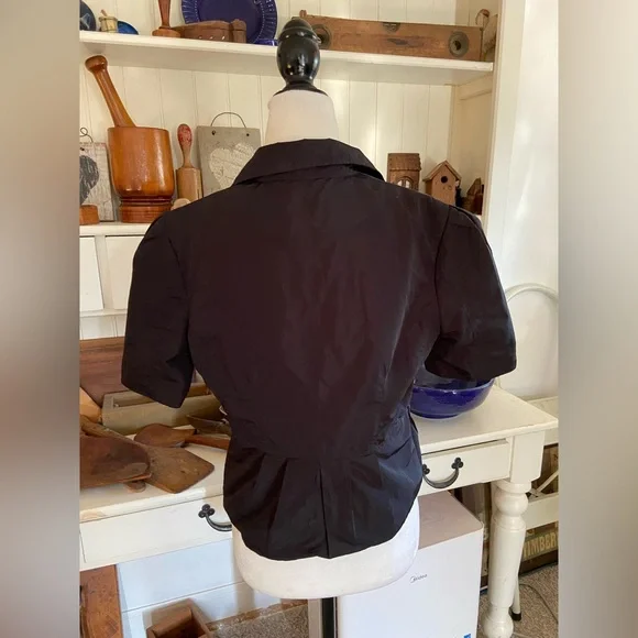 Bizz - Picture 2 of 3